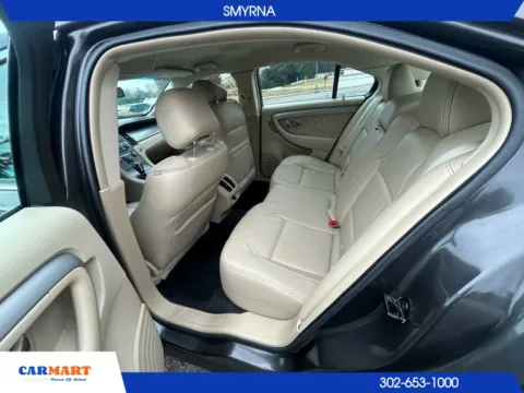 More photos of 2016 Ford Taurus SEL Sedan 4D at CARMART - Smyrna, DE