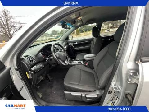 More photos of 2014 Kia Sorento LX Sport Utility 4D at CARMART - Smyrna, DE