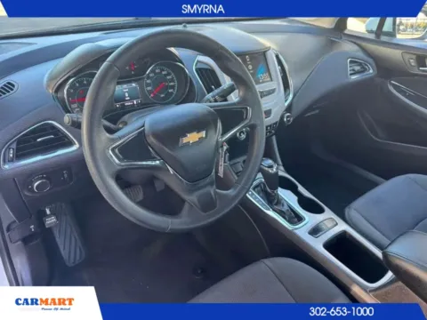 Photos of 2018 Chevrolet Cruze LS Sedan 4D for sale in Smyrna, DE at CARMART - Smyrna
