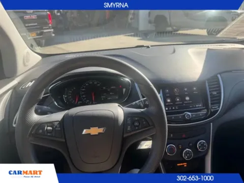 Photos of 2021 Chevrolet Trax LS Sport Utility 4D for sale in Smyrna, DE at CARMART - Smyrna