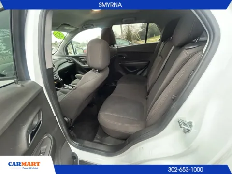 More photos of 2021 Chevrolet Trax LS Sport Utility 4D at CARMART - Smyrna, DE