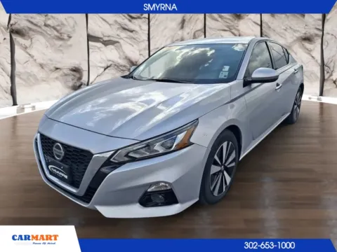 Silver 2019 Nissan Altima 2.5 SR Sedan 4D for sale in Smyrna, DE