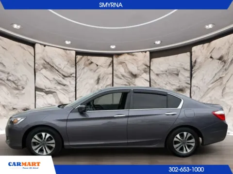 More photos of 2015 Honda Accord LX Sedan 4D at CARMART - Smyrna, DE