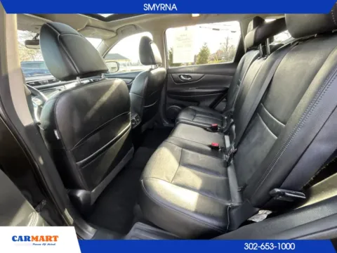 More photos of 2016 Nissan Rogue SL Sport Utility 4D at CARMART - Smyrna, DE