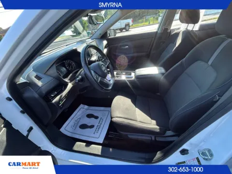 More photos of 2021 Nissan Sentra SV Sedan 4D at CARMART - Smyrna, DE