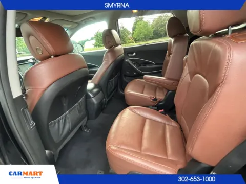 More photos of 2014 Hyundai Santa Fe Limited Sport Utility 4D at CARMART - Smyrna, DE