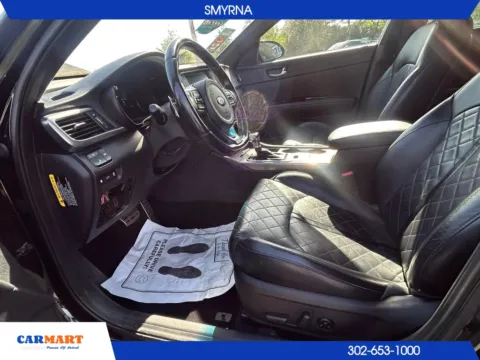 More photos of 2016 Kia Optima Limited Sedan 4D at CARMART - Smyrna, DE