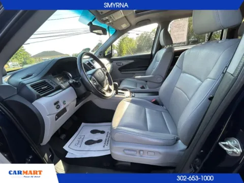 More photos of 2017 Honda Pilot EX-L Sport Utility 4D at CARMART - Smyrna, DE
