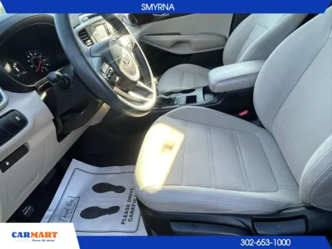 More photos of 2016 Kia Sorento LX Sport Utility 4D at CARMART - Smyrna, DE