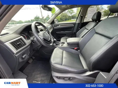Another view of 2019 Volkswagen Atlas SE 4Motion w/Tech Pkg Sport Utility 4D for sale in Smyrna, DE at CARMART - Smyrna