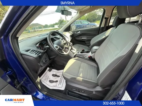 More photos of 2016 Ford Escape SE Sport Utility 4D at CARMART - Smyrna, DE