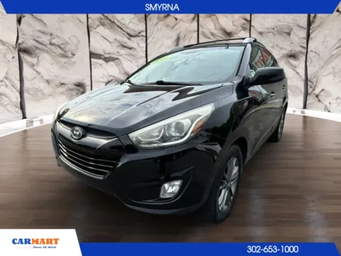 Photos of 2015 Hyundai Tucson SE Sport Utility 4D for sale in Smyrna, DE at CARMART - Smyrna