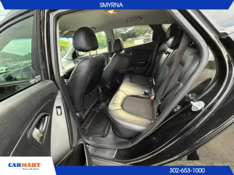 More photos of 2015 Hyundai Tucson SE Sport Utility 4D at CARMART - Smyrna, DE