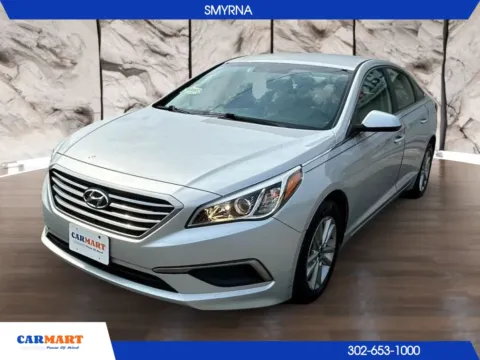 Silver 2016 Hyundai Sonata SE Sedan 4D for sale in Smyrna, DE