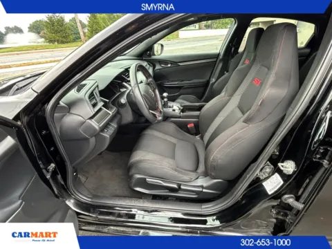 More photos of 2018 Honda Civic Si Sedan 4D at CARMART - Smyrna, DE