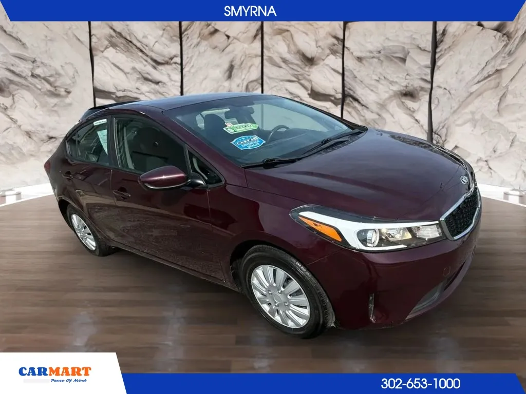 2017 Kia Forte LX - Photo 12