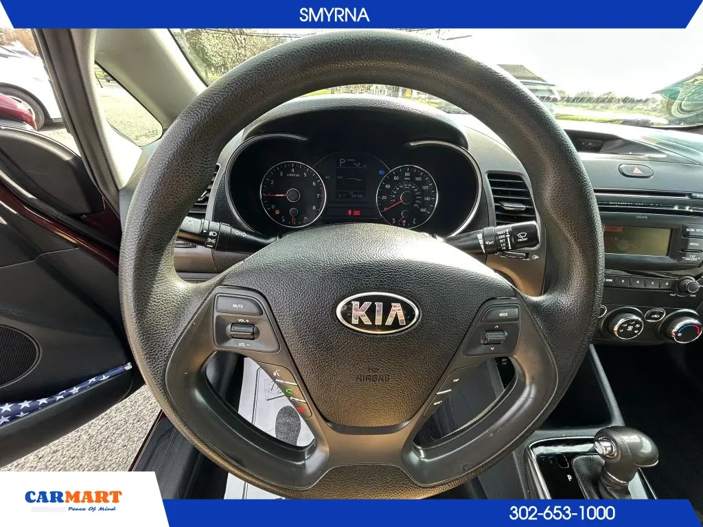 2017 Kia Forte LX - Photo 15