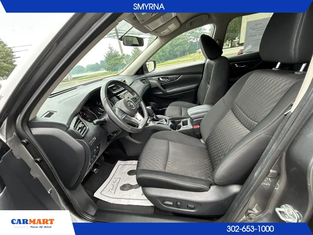 Nissan Rogue photo 4