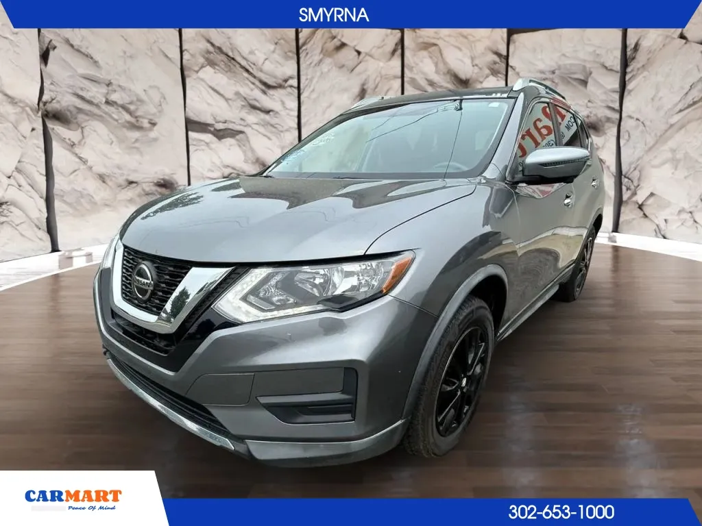 Nissan Rogue photo 2