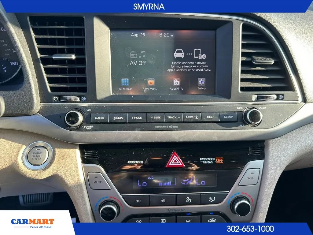 Hyundai Elantra photo 12