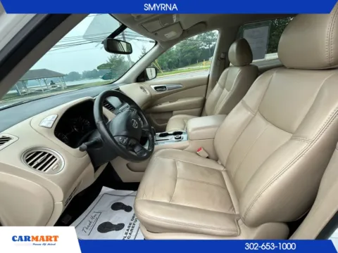 More photos of 2020 Nissan Pathfinder SL Sport Utility 4D at CARMART - Smyrna, DE