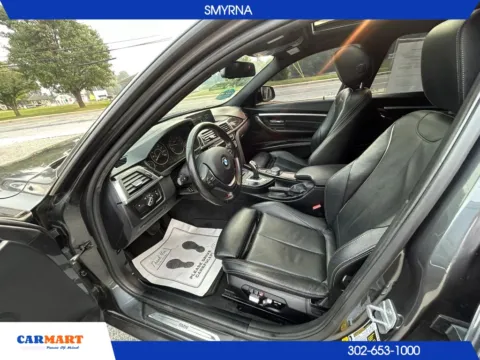 More photos of 2018 BMW 3 Series 330i xDrive Sedan 4D at CARMART - Smyrna, DE