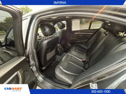 More photos of 2018 BMW 3 Series 330i xDrive Sedan 4D at CARMART - Smyrna, DE