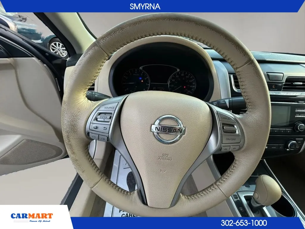 Nissan Altima photo 15