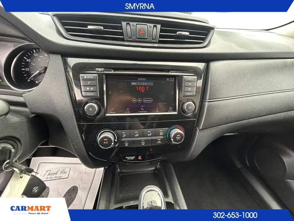 Nissan Rogue photo 12
