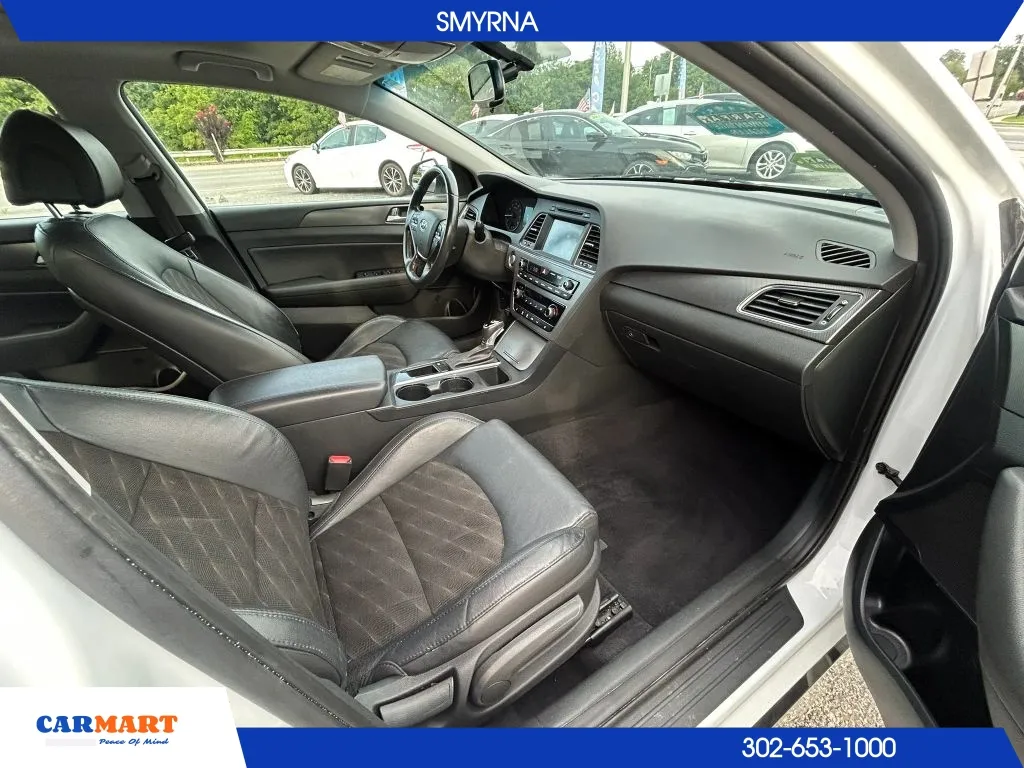 Hyundai Sonata photo 12