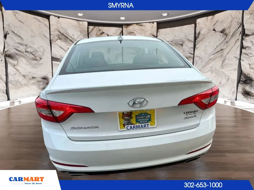 Hyundai Sonata photo 7