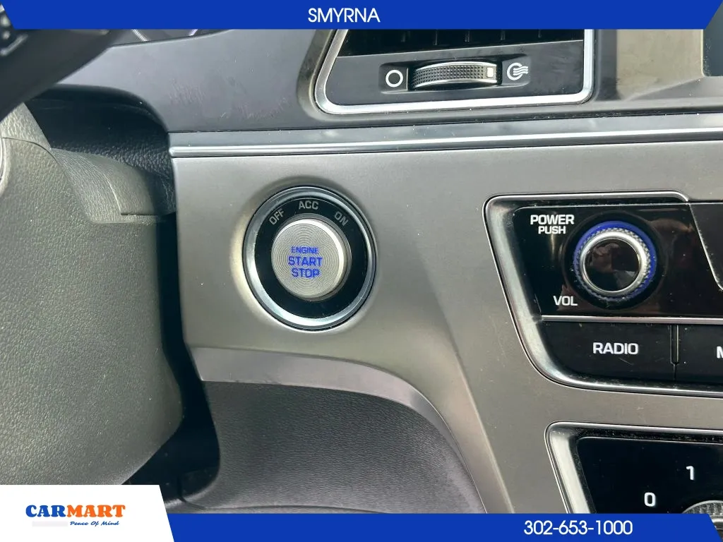Hyundai Sonata photo 16