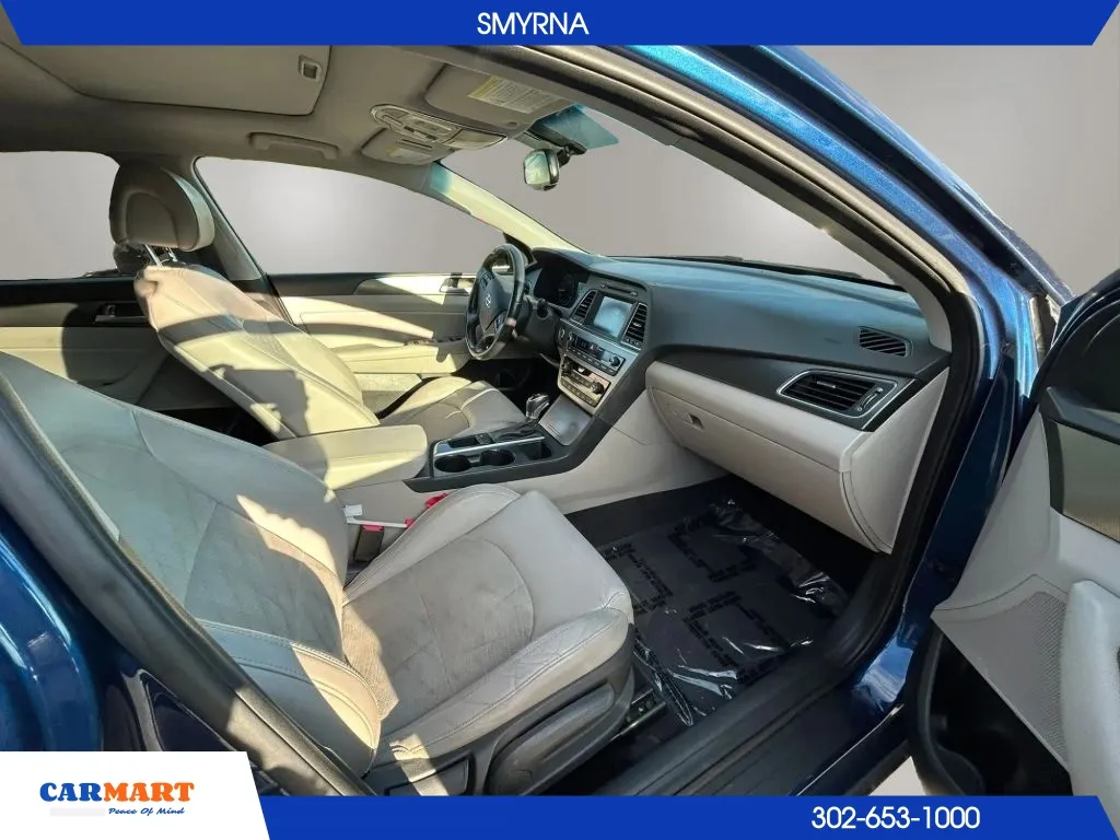 Hyundai Sonata photo 12