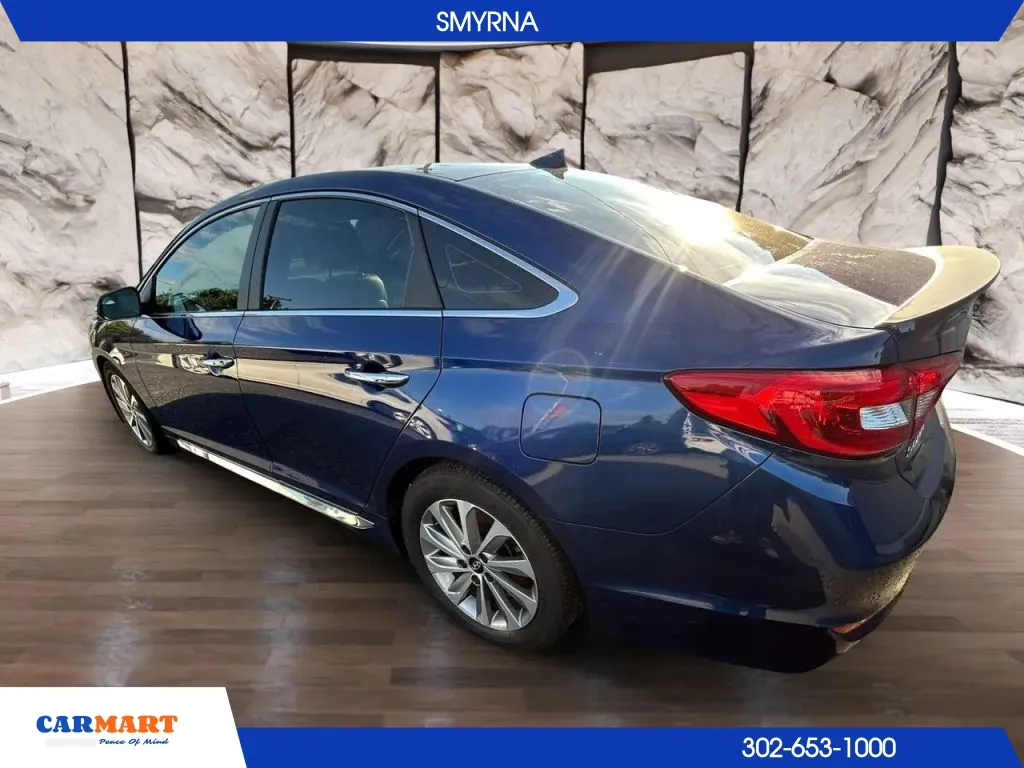 Hyundai Sonata photo 6