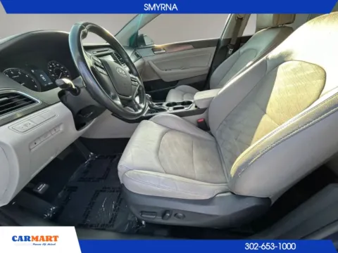 More photos of 2017 Hyundai Sonata Sport Sedan 4D at CARMART - Smyrna, DE