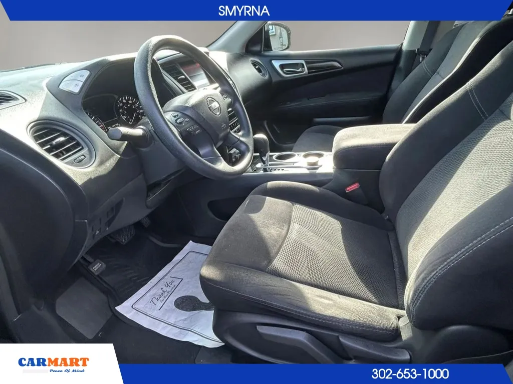 Nissan Pathfinder photo 4