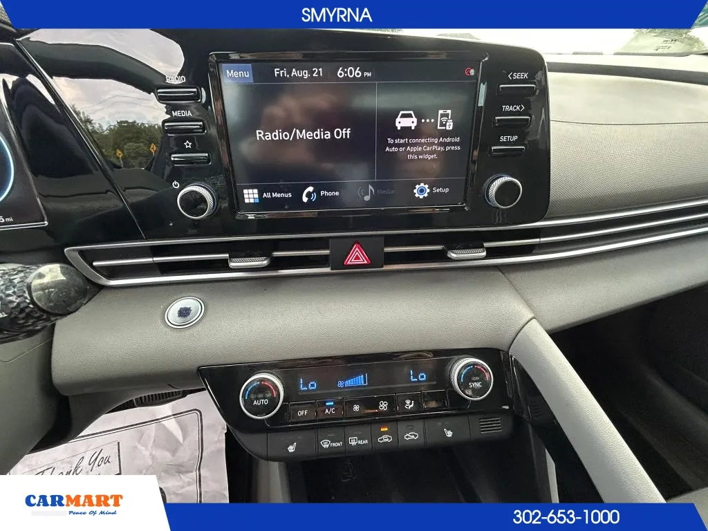 Hyundai Elantra photo 13