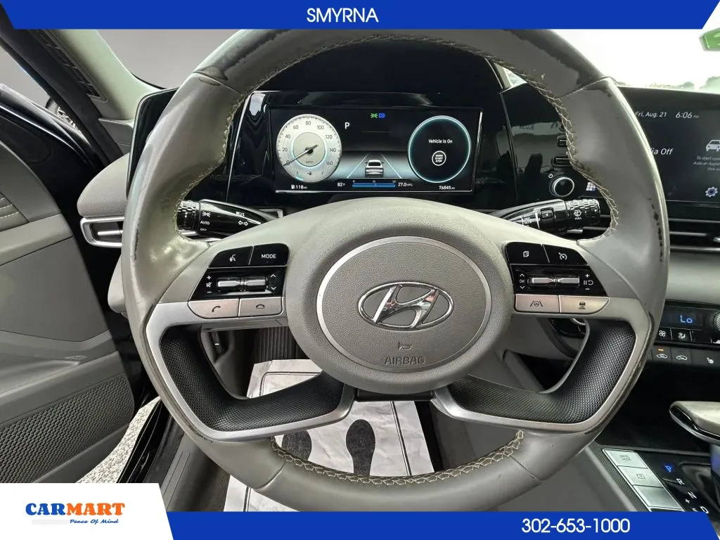Hyundai Elantra photo 15