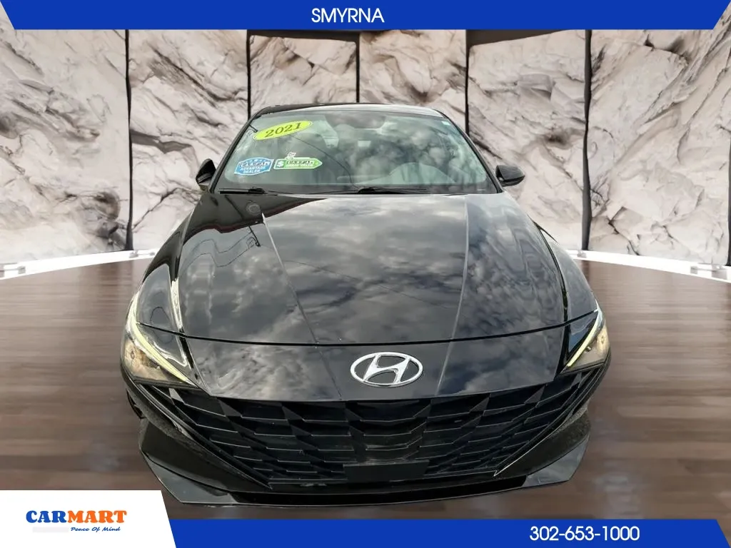 Hyundai Elantra photo 12