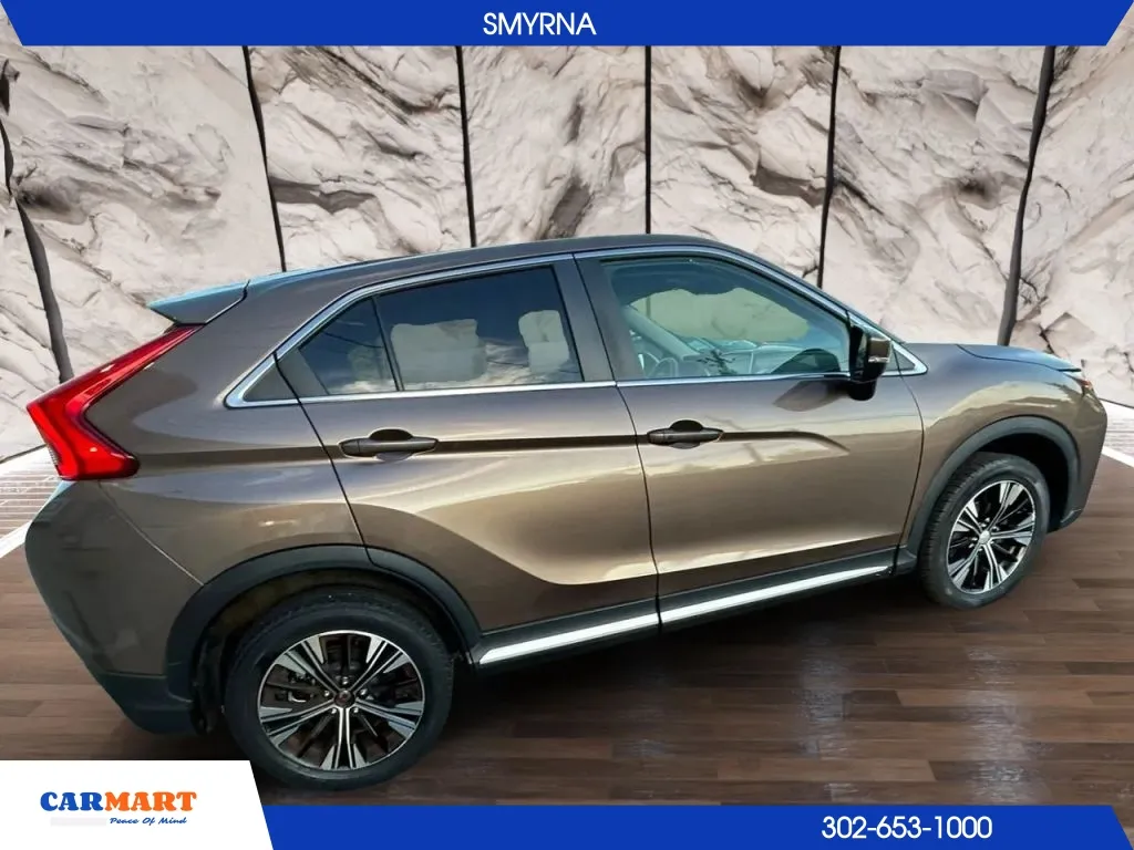 Mitsubishi Eclipse Cross photo 11