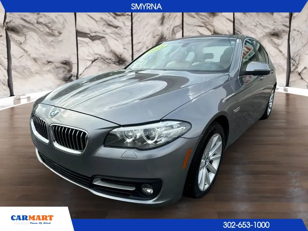 BMW 5 Series photo 2