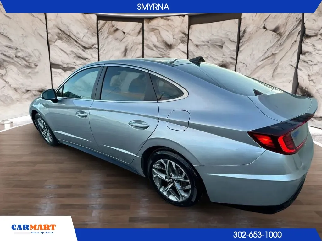 Hyundai Sonata photo 6