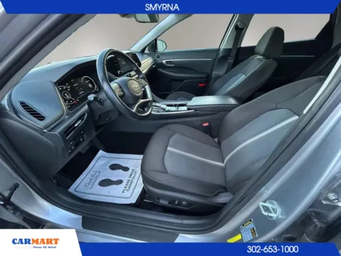 More photos of 2021 Hyundai Sonata SEL Sedan 4D at CARMART - Smyrna, DE