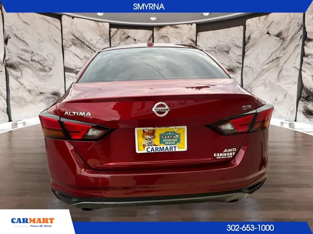 Nissan Altima photo 7