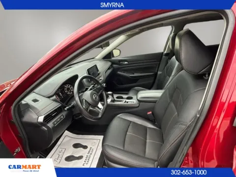 More photos of 2019 Nissan Altima 2.5 SR Sedan 4D at CARMART - Smyrna, DE