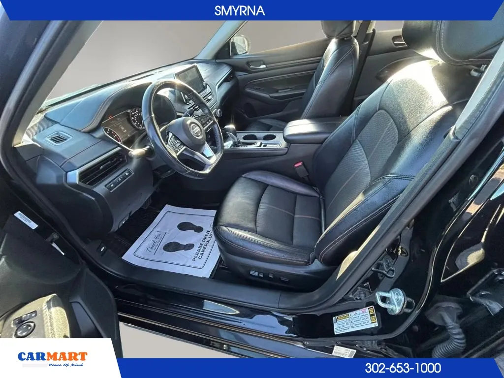 Nissan Altima photo 4