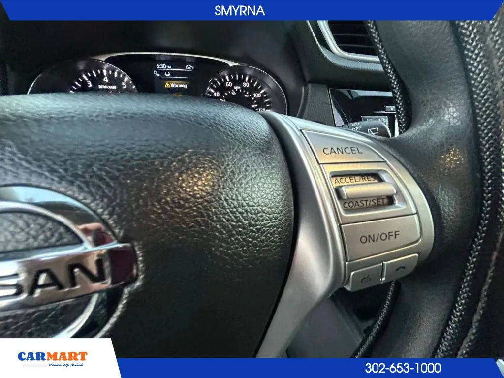 Nissan Rogue photo 17