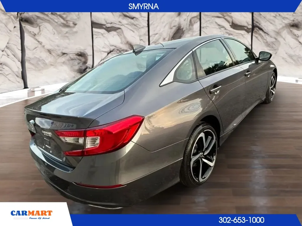 Honda Accord photo 9