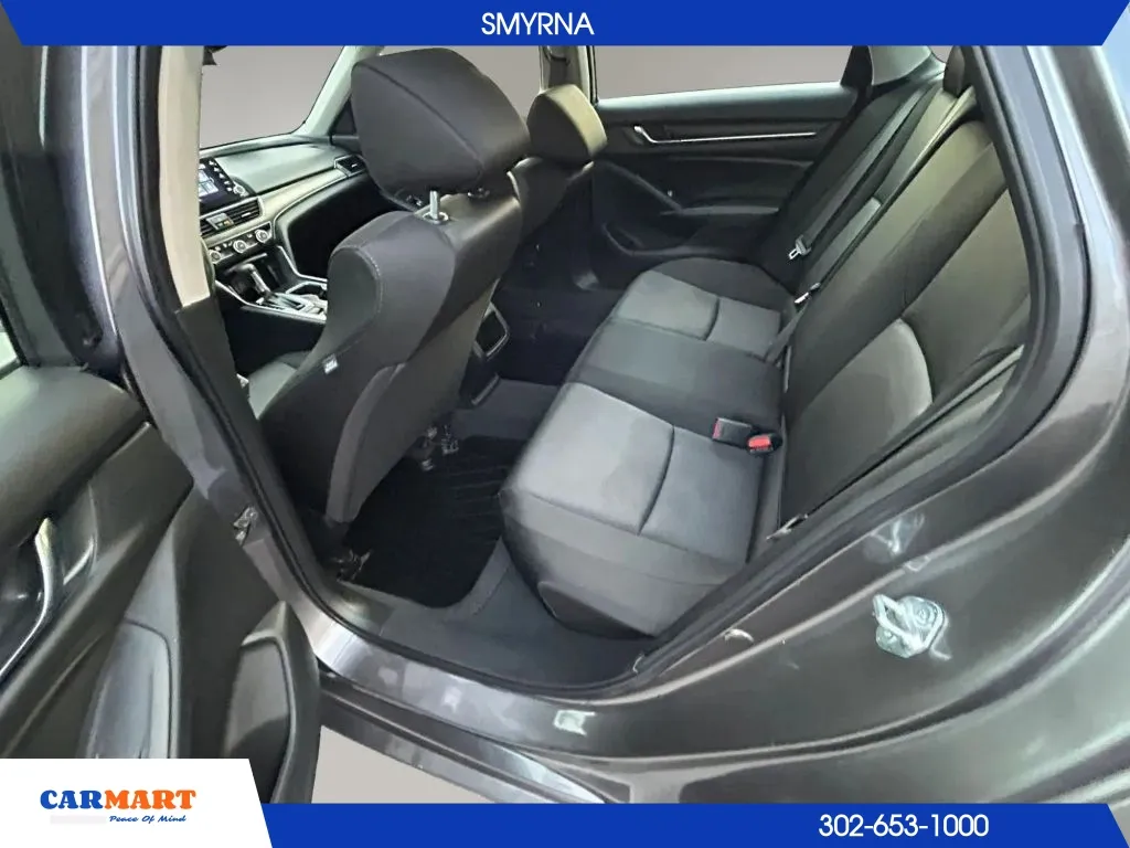 Honda Accord photo 5