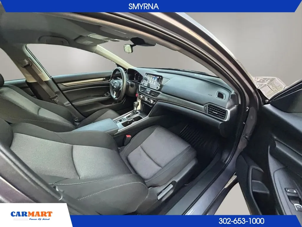 Honda Accord photo 11